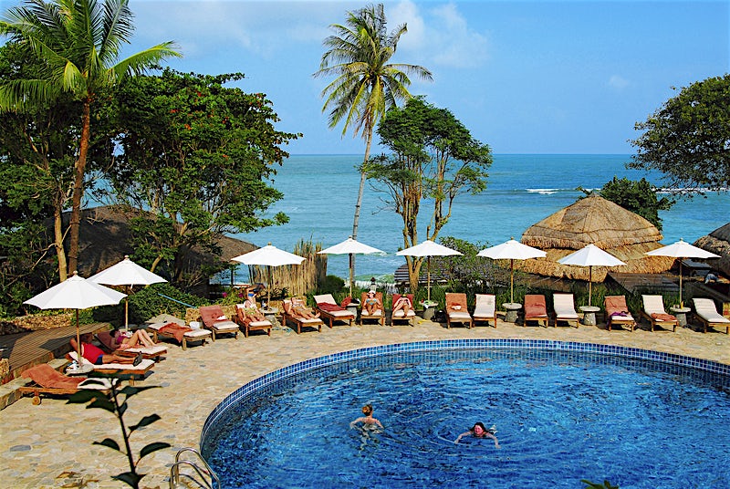 Coral Bay Resort
